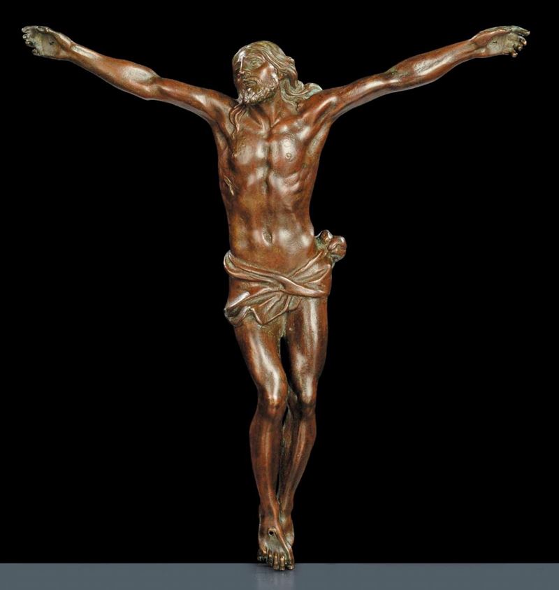 Scultura in bronzo raffigurante Cristo crocifisso, Roma XVII secolo  - Auction Antiquariato, Argenti e Dipinti Antichi - Cambi Casa d'Aste
