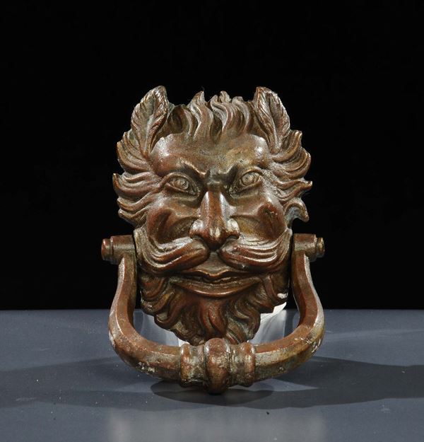 Battente in bronzo a guisa di testa di fauno, XIX secolo