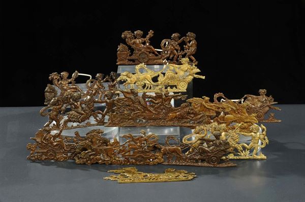 Dodici placche Neoclassiche traforate in bronzo, Francia XIX secolo