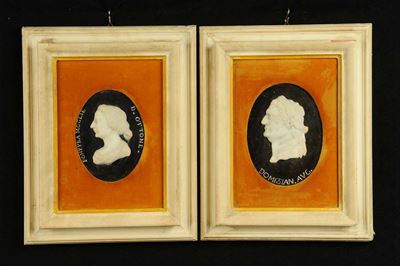 Coppia di Profili di Domiziano e Poppea in Marmo