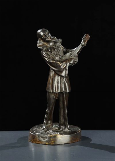 Sculturina in Bronzo Raffigurante Pierrot Musicante