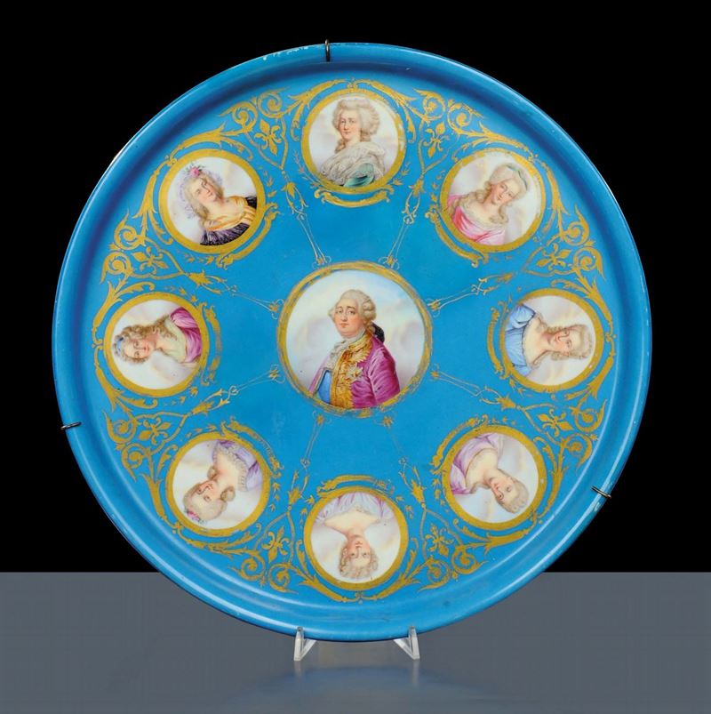 Piatto in porcellana turchese, Sevres XIX secolo  - Asta Antiquariato, Argenti e Dipinti Antichi - Cambi Casa d'Aste