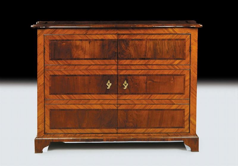 Credenza a due ante lastronata e filettata, Genova XVIII secolo  - Asta Antiquariato, Argenti e Dipinti Antichi - Cambi Casa d'Aste