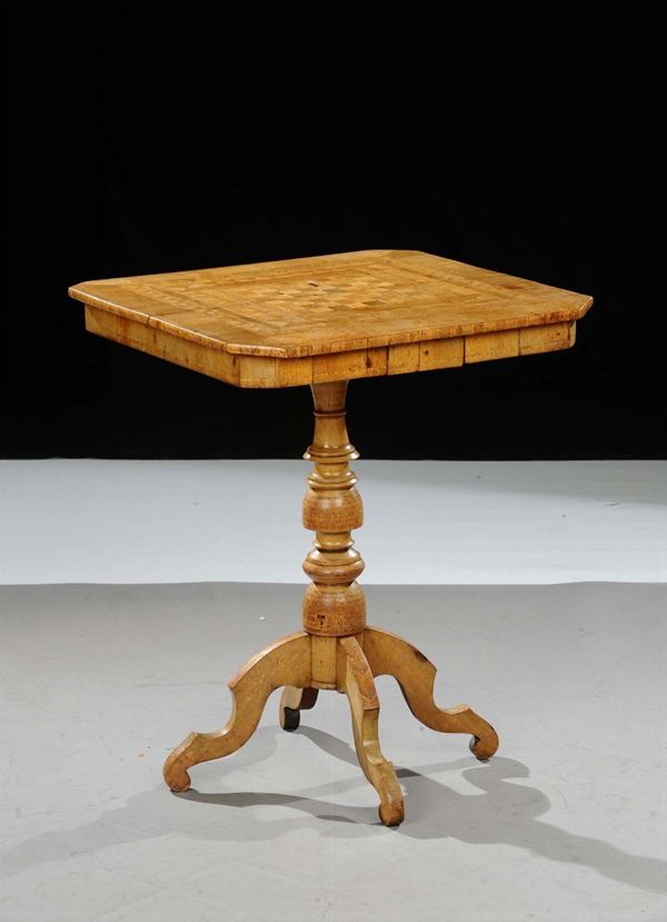 Tavolino sorrentino, XIX secolo