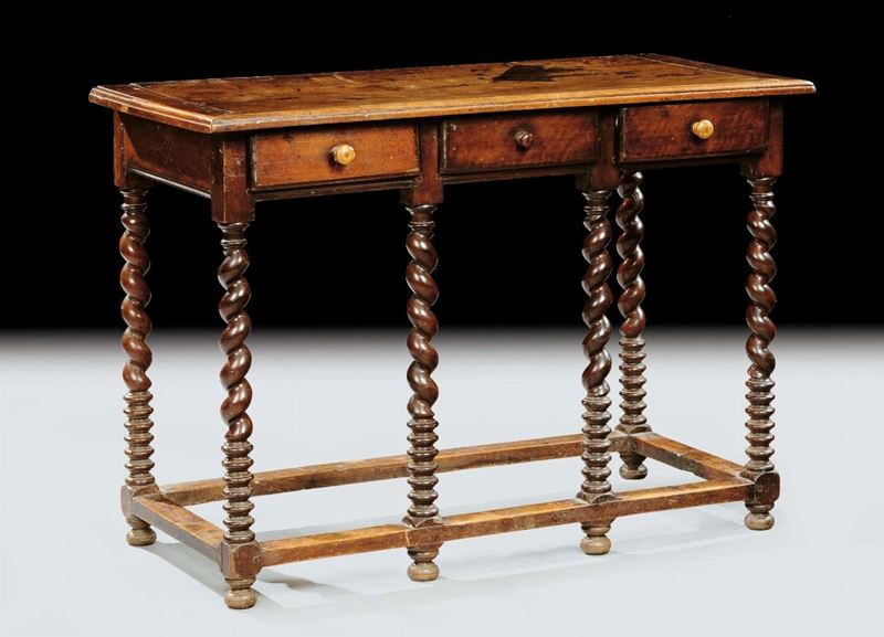 Tavolo console in noce, Piemonte, inizio XVIII secolo  - Auction Antiquariato, Argenti e Dipinti Antichi - Cambi Casa d'Aste