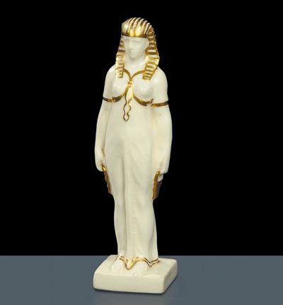 Scultura in Porcellana Epoca Ferdinando IV di Borbone (1759-1816) Raffigurante Figura Femminile V...