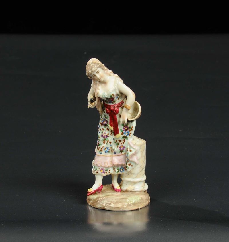 Figura di giovane in porcellana, Berlino XVIII secolo  - Asta Antiquariato, Argenti e Dipinti Antichi - Cambi Casa d'Aste