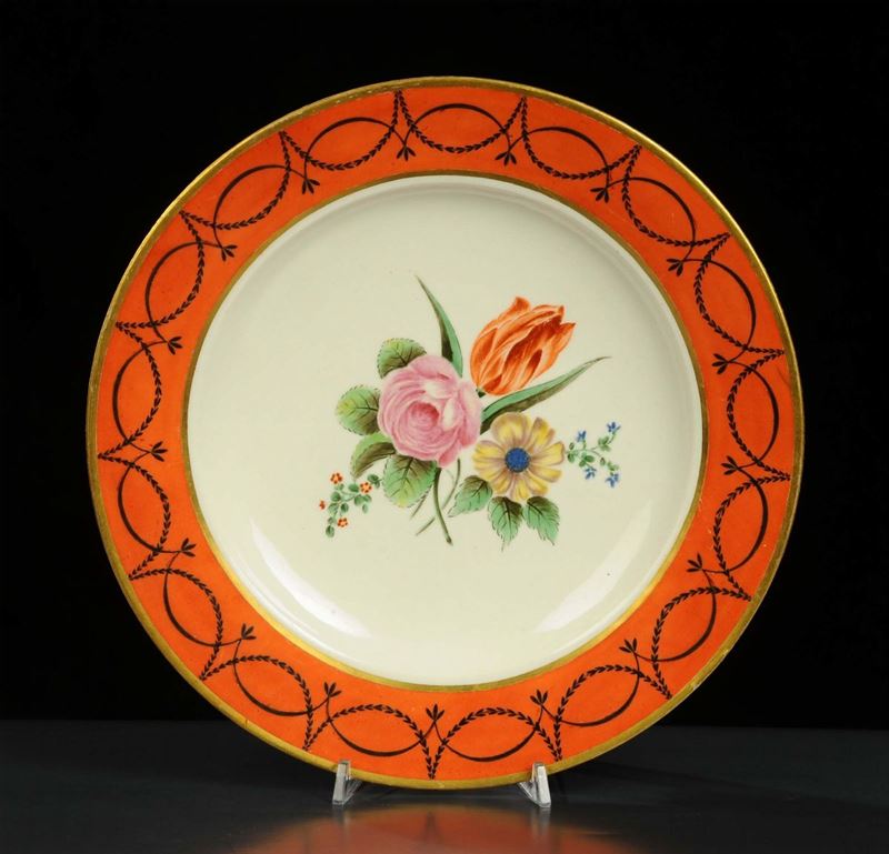 Piatto in porcellana con decoro floreale, XX secolo  - Asta Antiquariato, Argenti e Dipinti Antichi - Cambi Casa d'Aste