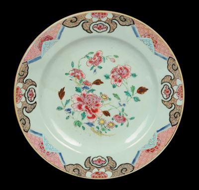 Grande Piatto in Porcellana Famiglia Rosa, XIX Secolo