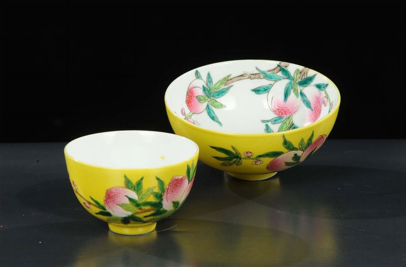 Coppia di ciotole in porcellana, firmate yongzheng  - Auction Oriental Art - Cambi Casa d'Aste