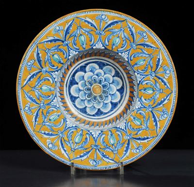 Piatto in Maiolica Policroma a Fondo Arancione, XIX Secolo