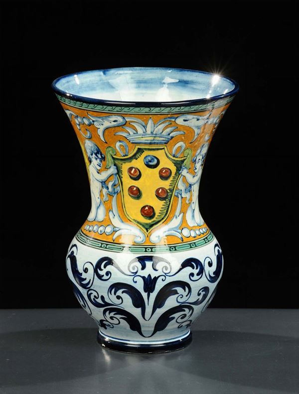 Vaso in porcellana policroma, Colonnata XX secolo