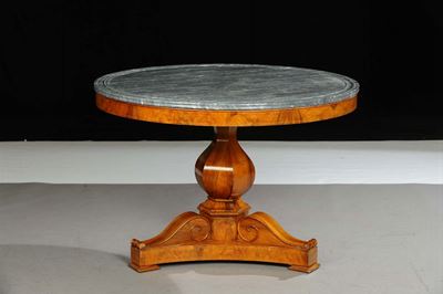 Tavolo Carlo X Circolare, XIX Secolo