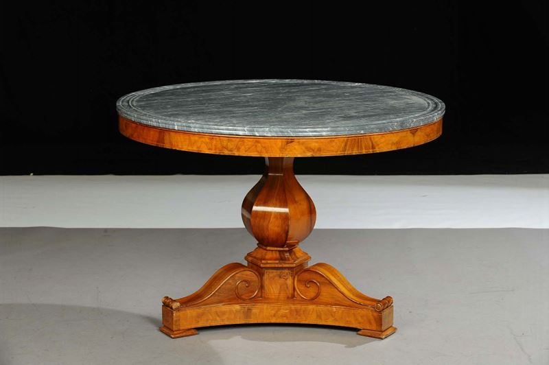 Tavolo Carlo X circolare, XIX secolo  - Asta Antiquariato, Argenti e Dipinti Antichi - Cambi Casa d'Aste
