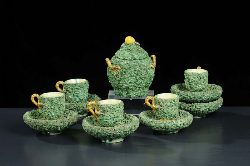 Lotto di sei tazze e zuccheriera a decoro vegetale, XX secolo  - Asta Antiquariato, Argenti e Dipinti Antichi - Cambi Casa d'Aste