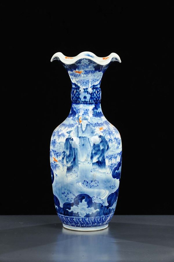 Vaso in porcellana bianca e blu con bocca svasata, Cina