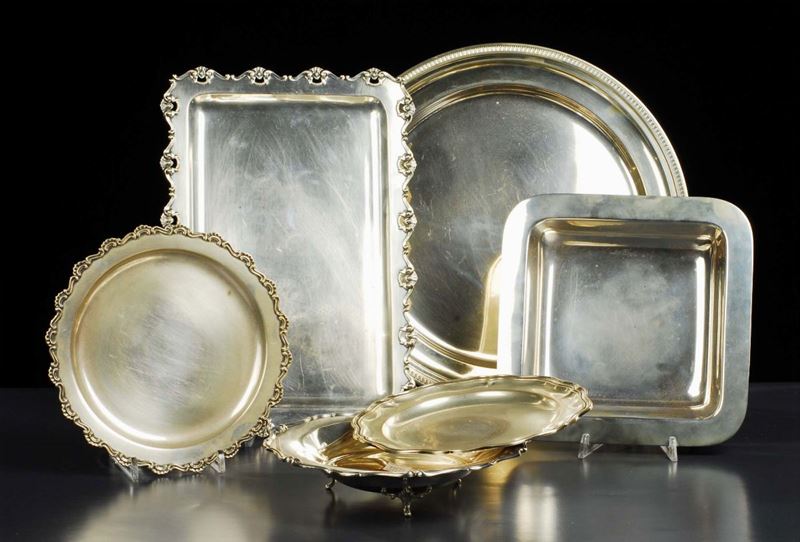 Lotto misto di oggetti in argento, gr. 2200 circa  - Auction Antiquariato, Argenti e Dipinti Antichi - Cambi Casa d'Aste